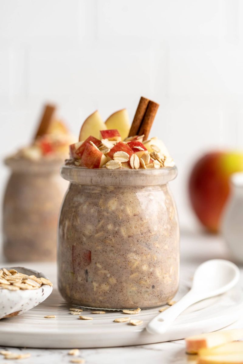 Apple Cinnamon Overnight Oats
