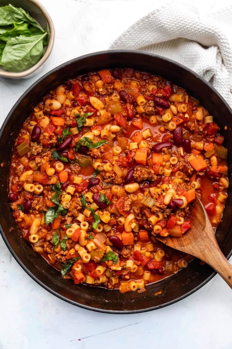 Pantry Pasta e Fagioli Soup