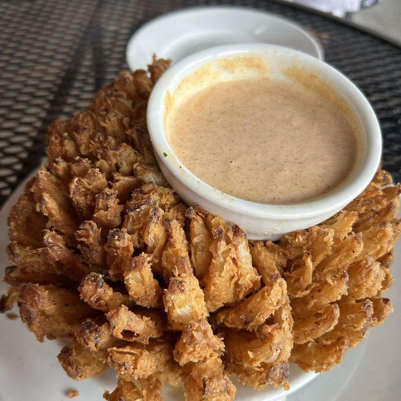 Bloomin' Onion Betrayal