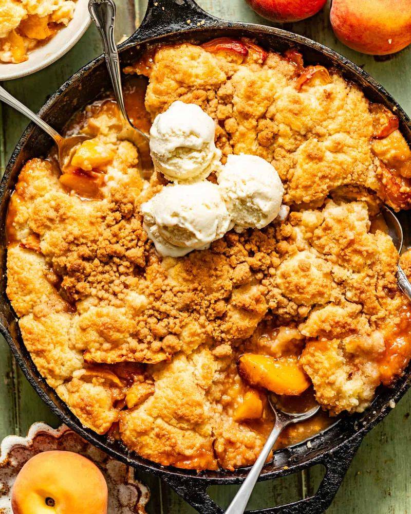 Southern Peach Cobbler