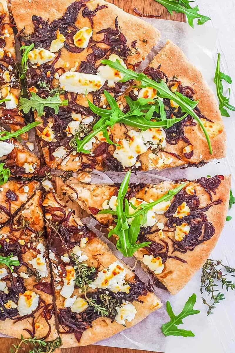 Caramelized Onion And Goat Cheese Pizza
