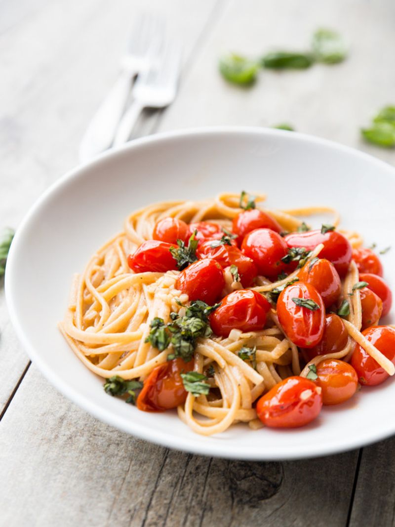 Burst Cherry Tomato Linguine