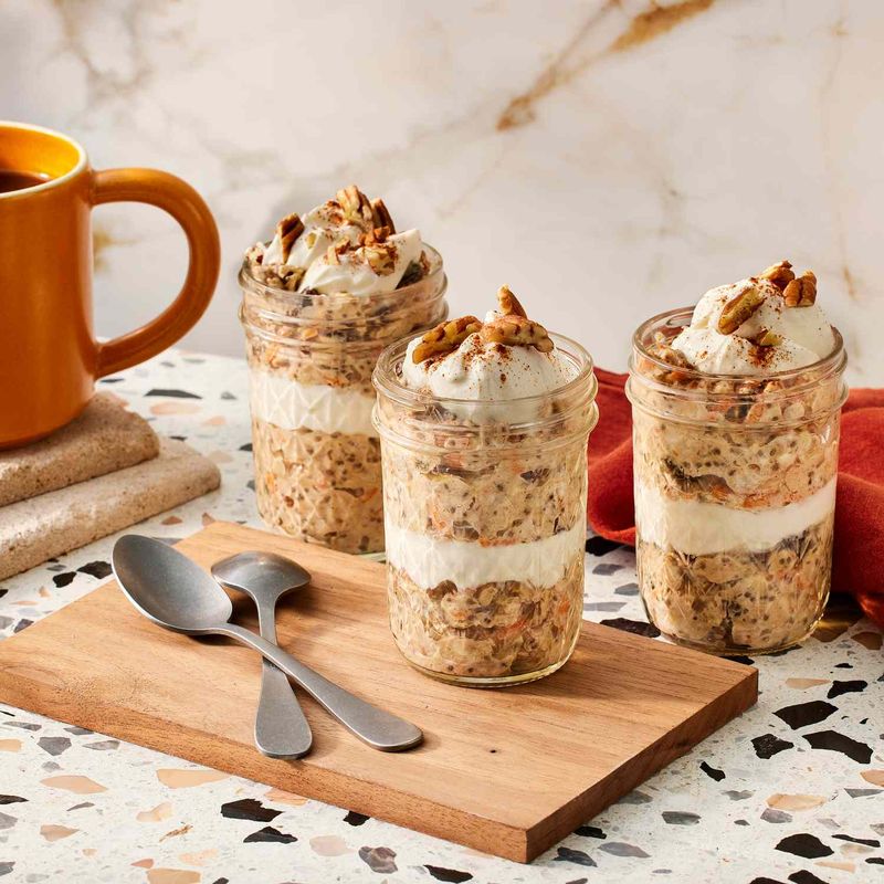 Spiced Carrot Cake Oatmeal (Naturally Sweetened)