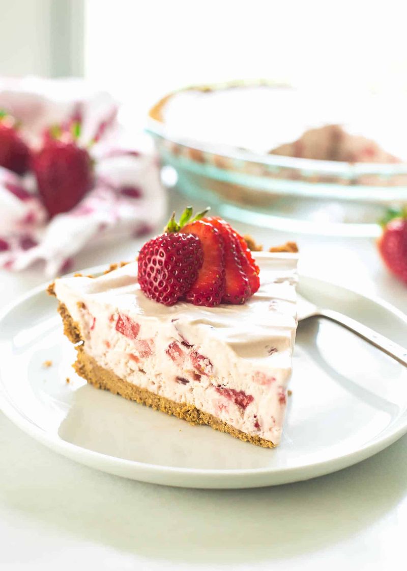 Strawberry Cream Pie