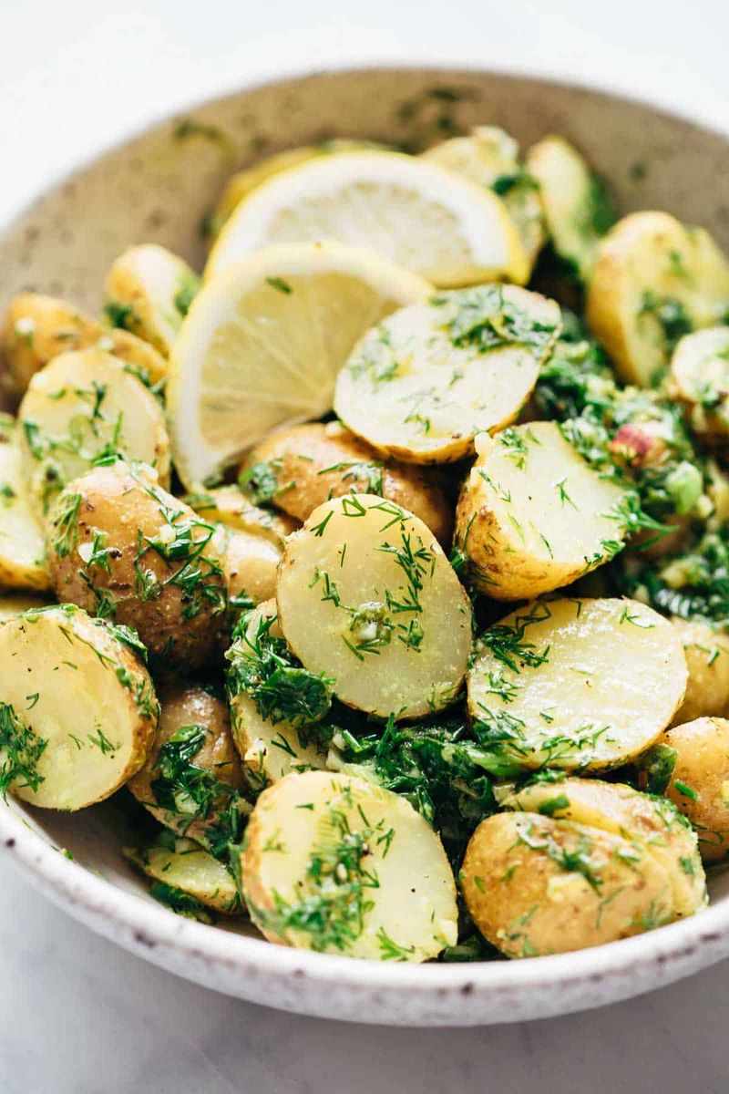 Steamed Red Potatoes With Dill