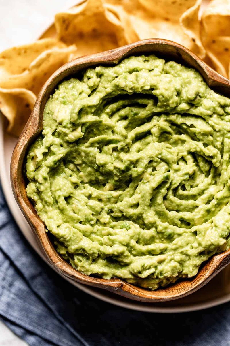 4-Ingredient Guacamole