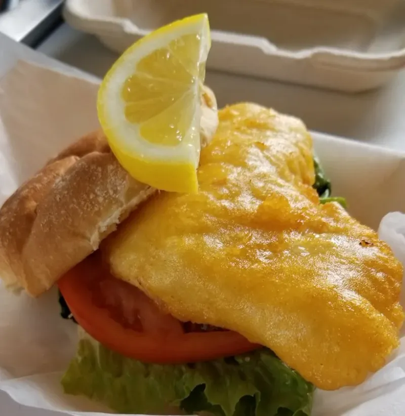 Connecticut – Captain Scott’s Lobster Dock (New London)