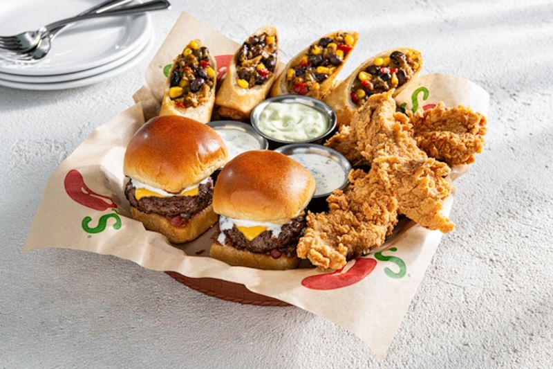 Chili's Triple Dipper With Eggrolls & Burgers
