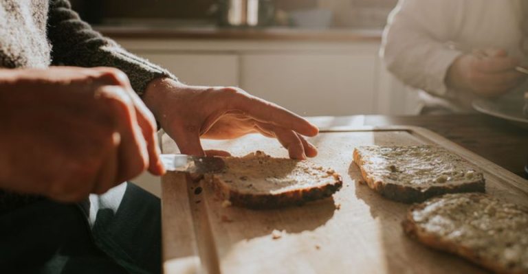 Dietitians Name The 9 Worst Breads For Your Health, And 9 Smart Swaps