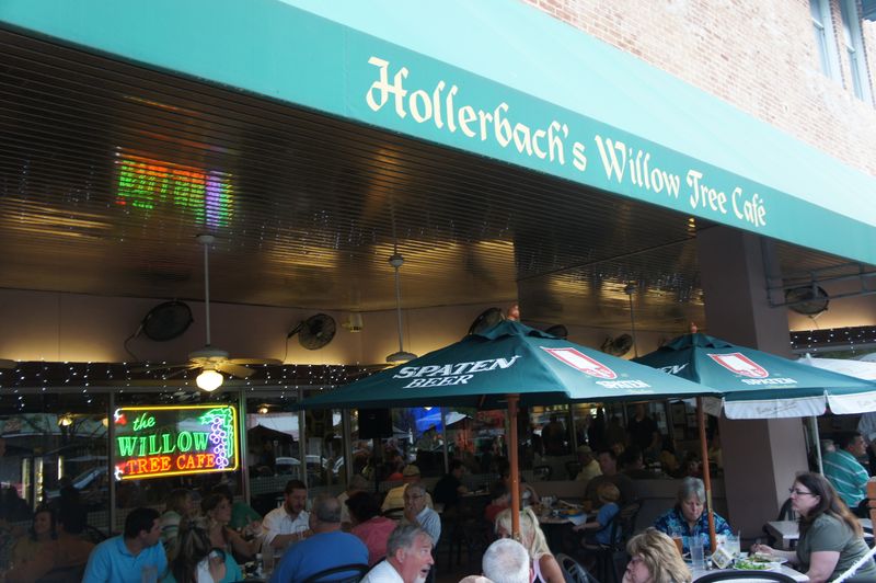 Hollerbach's Willow Tree Café - Florida