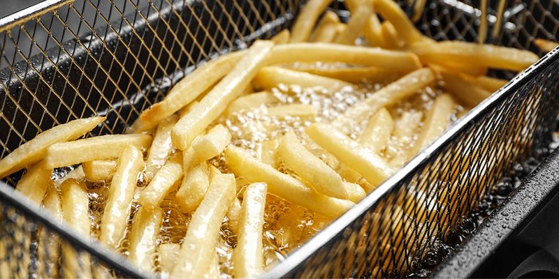Commercial Fryers Hit Higher Temperatures