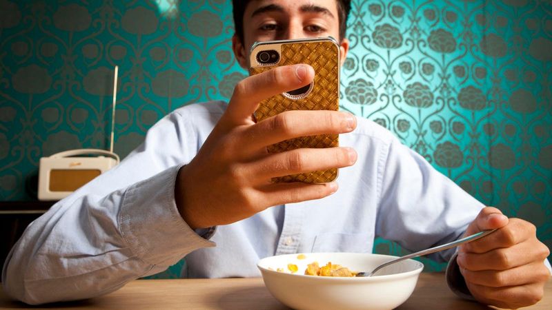 Distracted Breakfast Eating