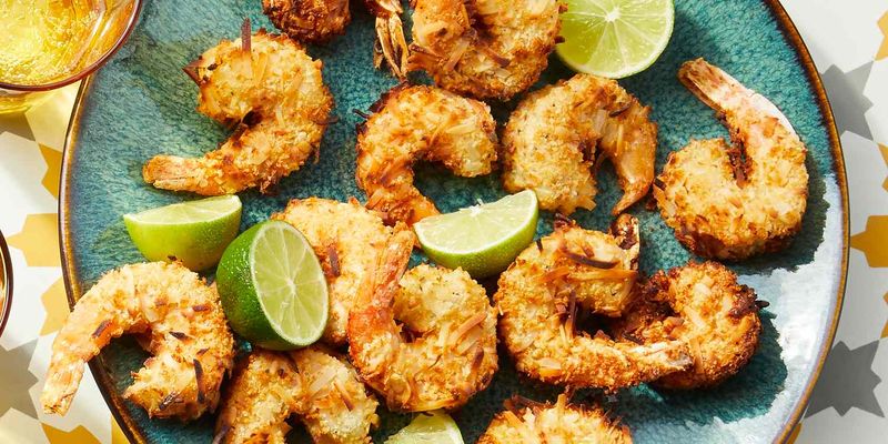 Coconut Shrimp With Pineapple Dipping Sauce