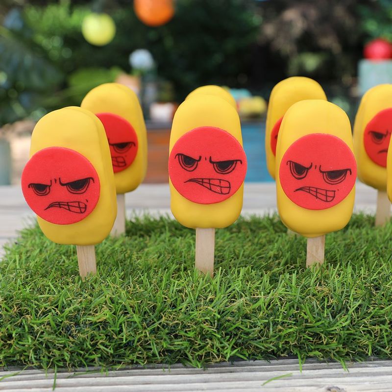 Liam’s Emoji Choux Buns