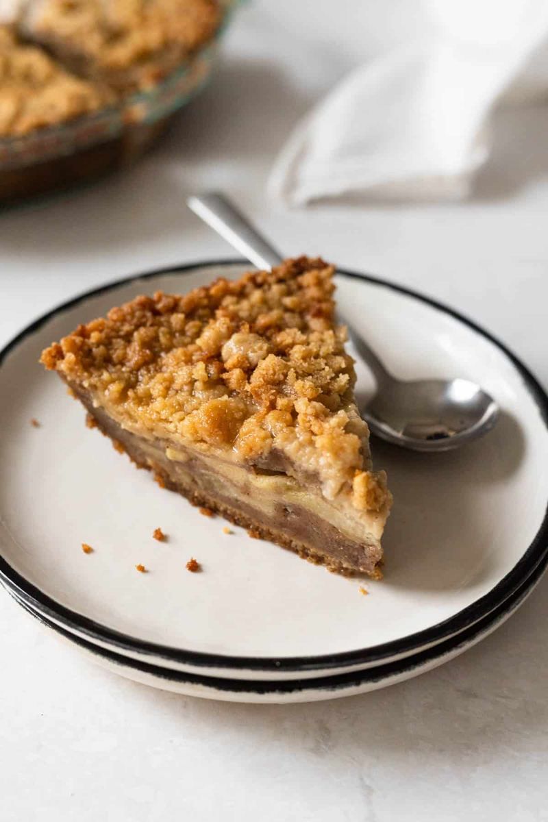 Crumbly Crust Pies
