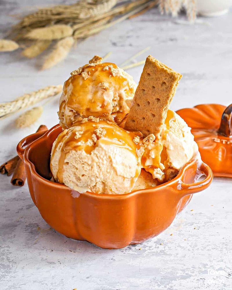 Canned Pumpkin Puree (With Cinnamon)