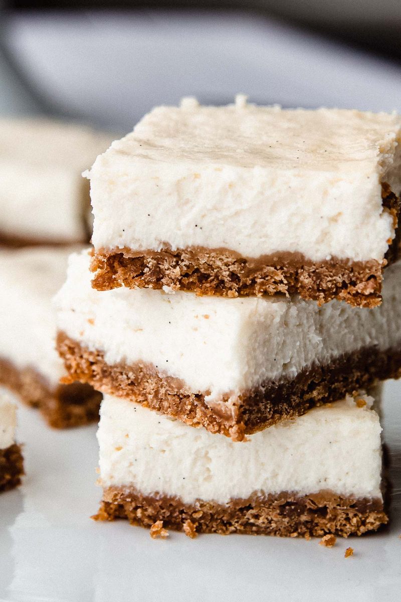 No-Bake Cheesecake Bars
