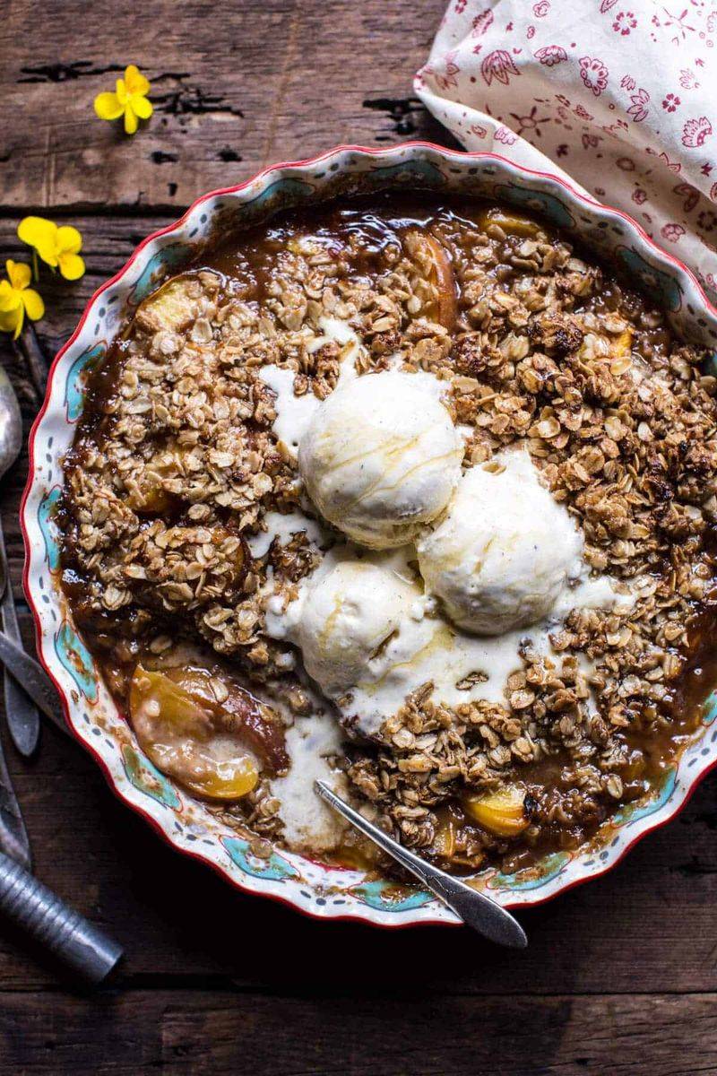 Oatmeal Cookie Peach Cobbler