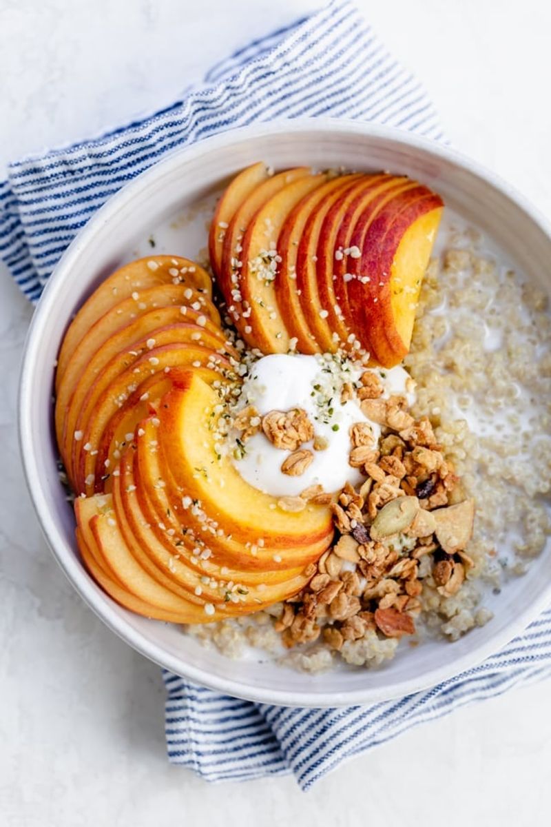 Nutty Quinoa-Oatmeal Blend