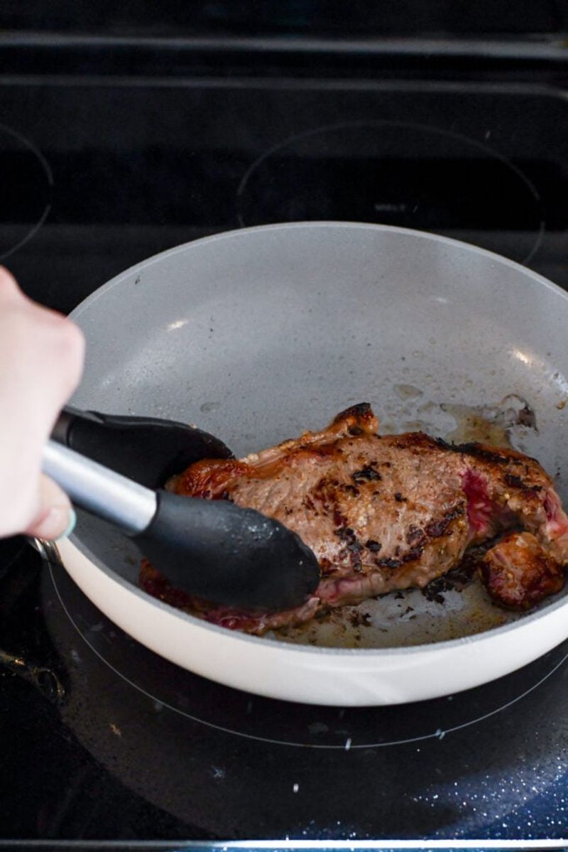 Don't Crowd The Pan: Give Food Room To Cook