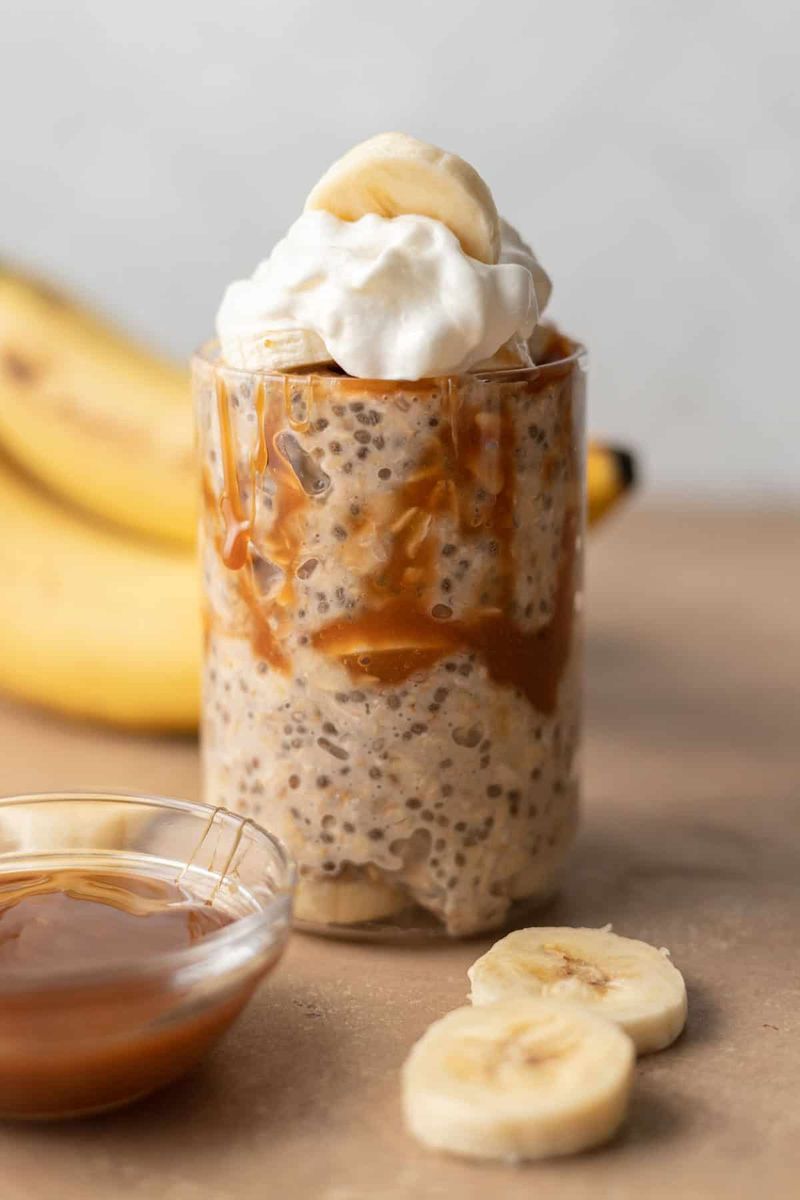 Overnight Oats With Caramelized Bananas