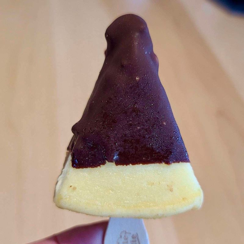 White Castle's Fudge-Dipped Cheesecake on a Stick