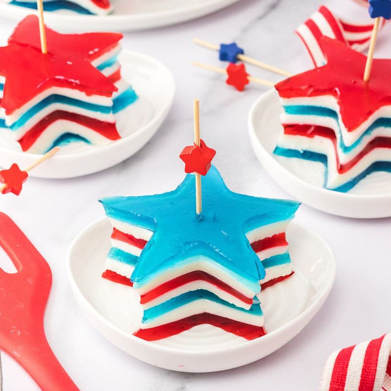 Star-Shaped Keto Gelatin Jigglers