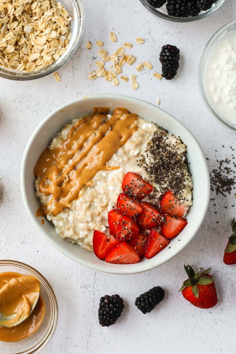 Cottage Cheese & Strawberry Oatmeal Bowl