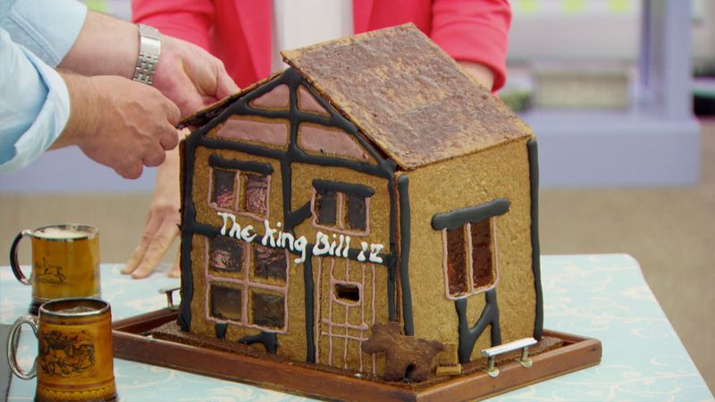 Candice’s Gingerbread Pub