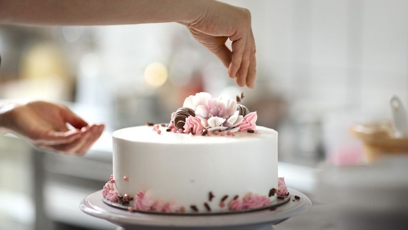 Marzipan Vs. Fondant