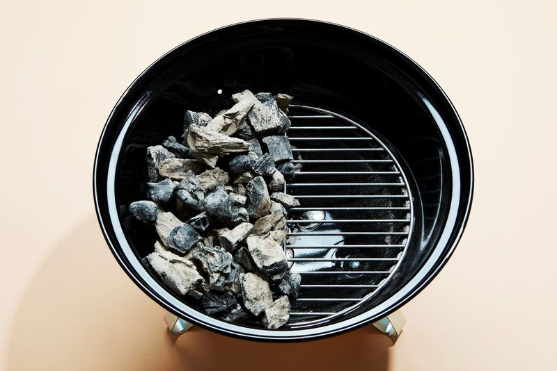 Keep A Hot And Cool Zone On The Grill