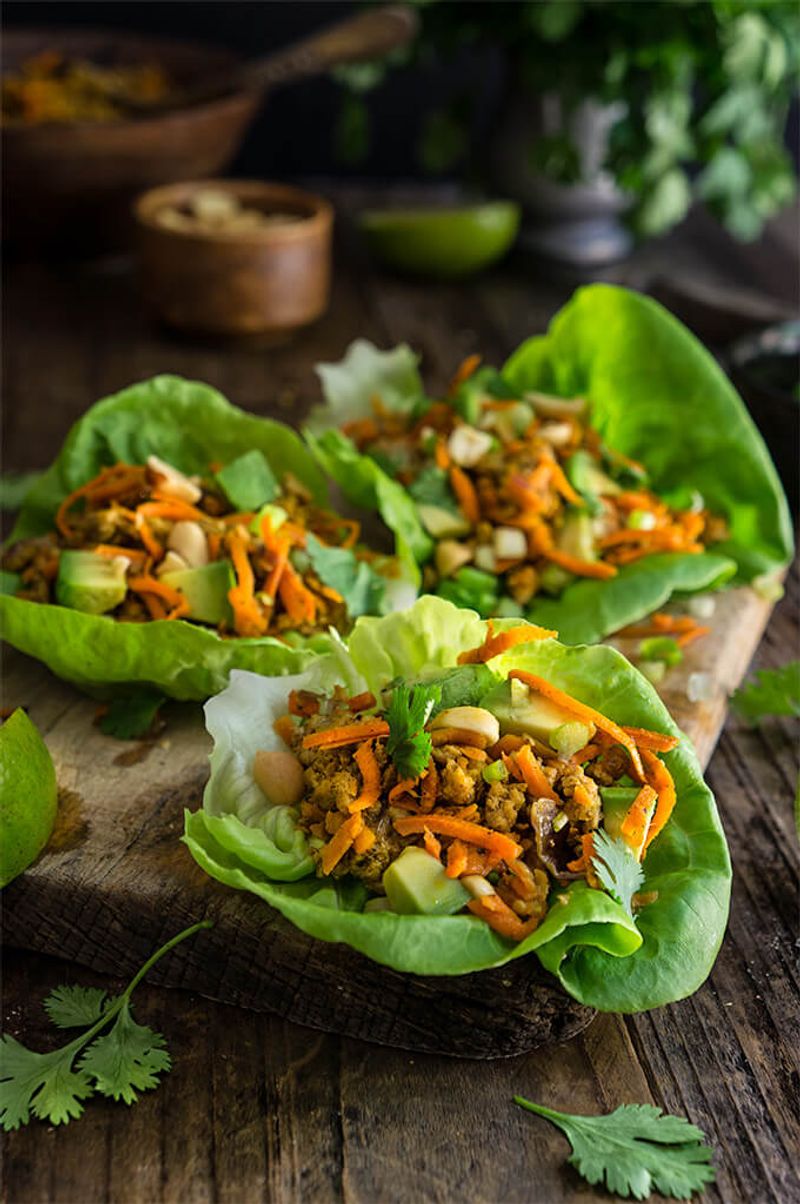 Turkey And Avocado Lettuce Wraps