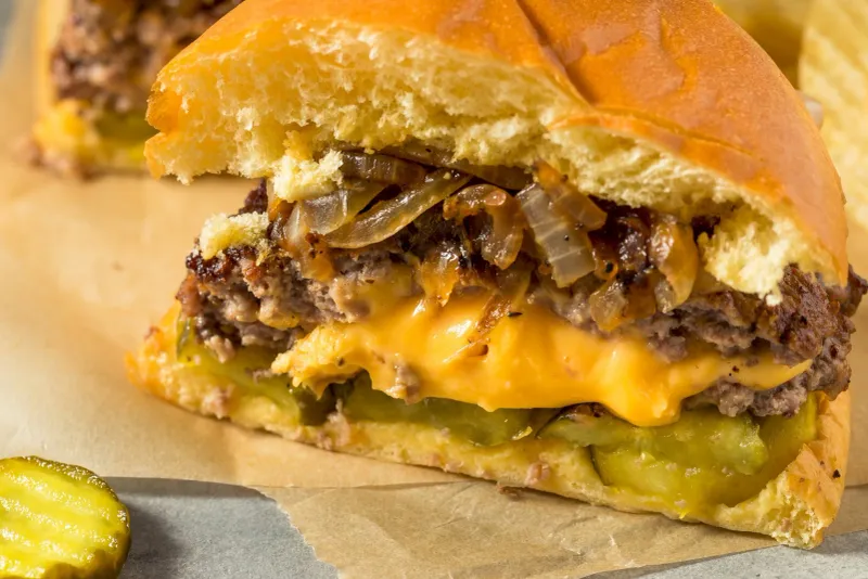 Minnesota – Juicy Lucy Burgers