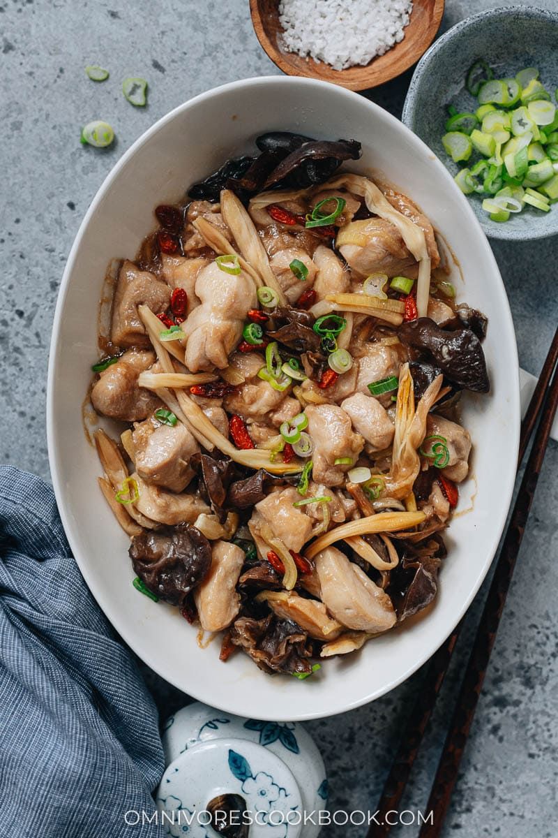 Steamed Chicken With Mushrooms