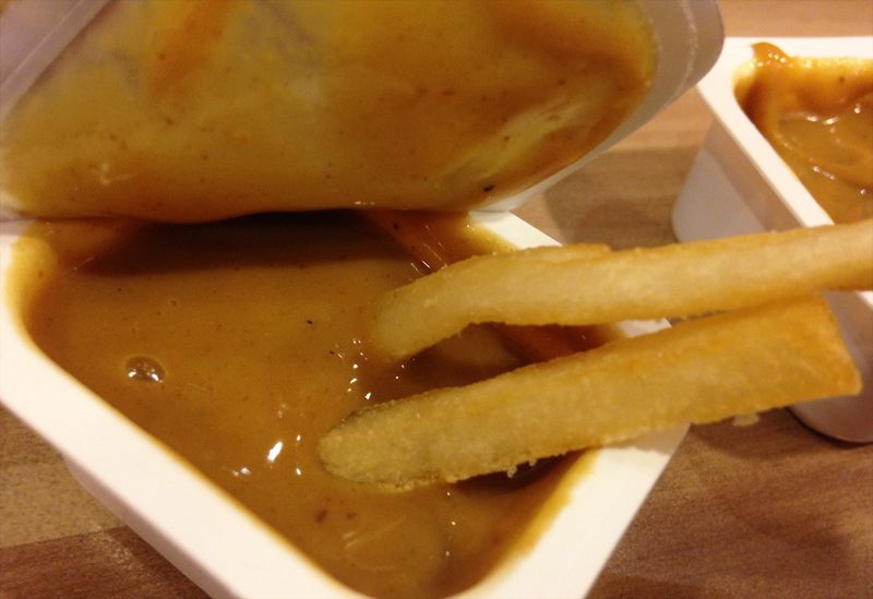 Singapore's Curry Sauce Sensation