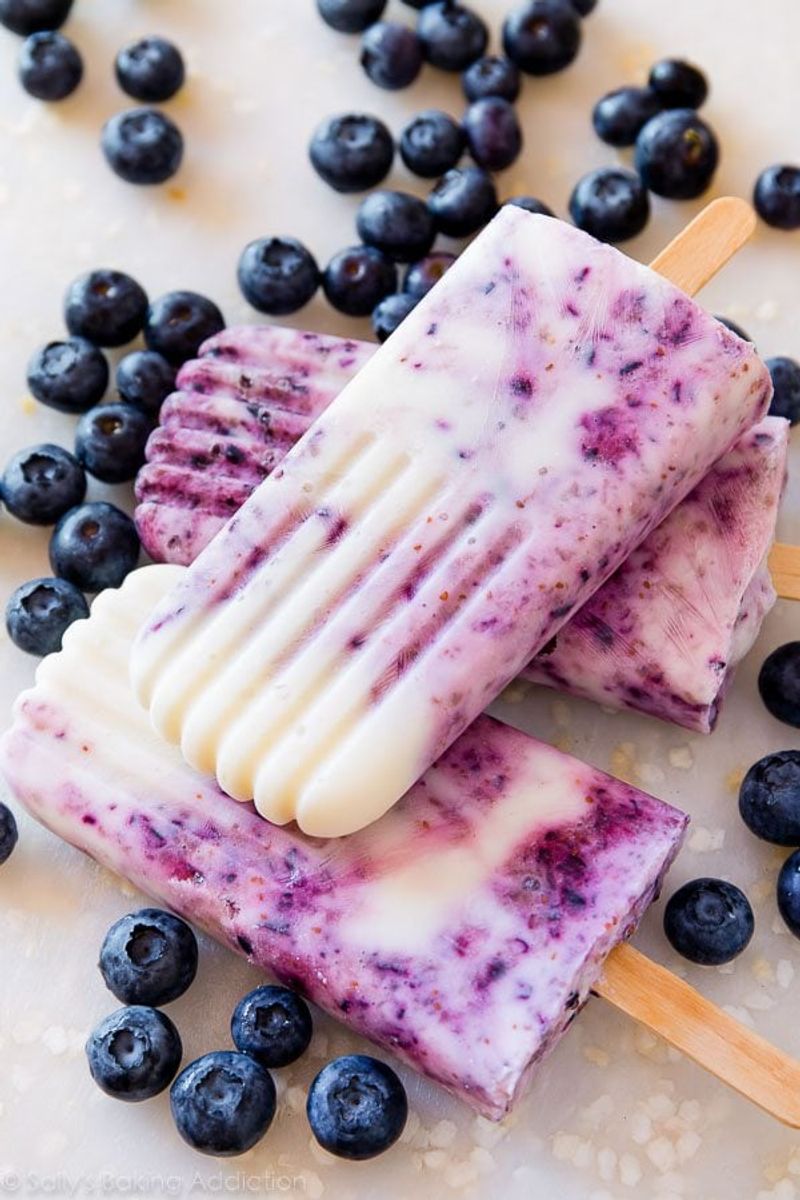 Frozen Yogurt Fruit Pops