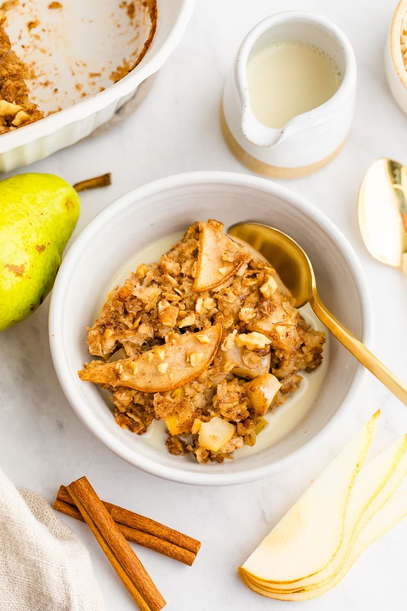 Spiced Pear And Almond Oatmeal