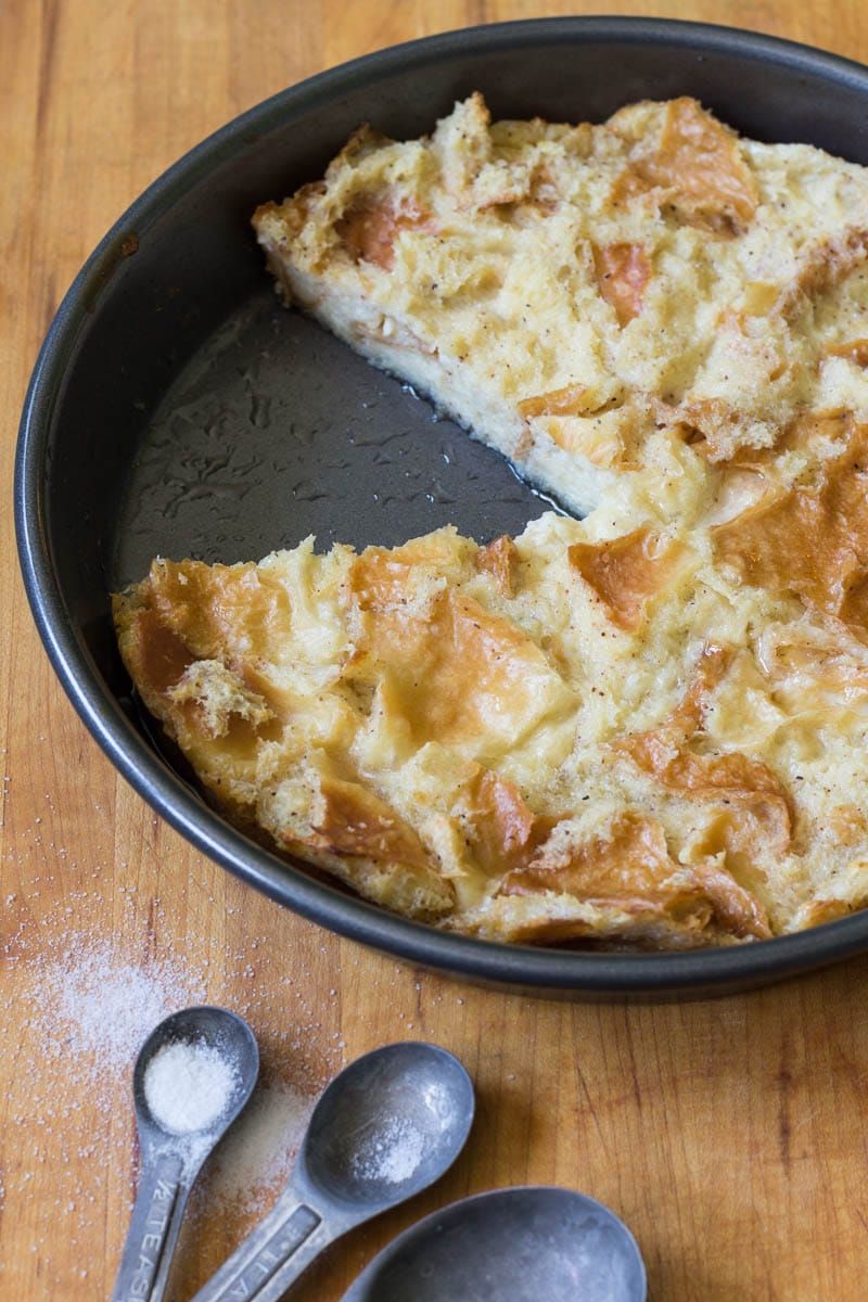 Bread Pudding With Water Sauce