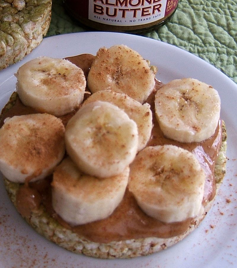 Rice Cakes With Almond Butter