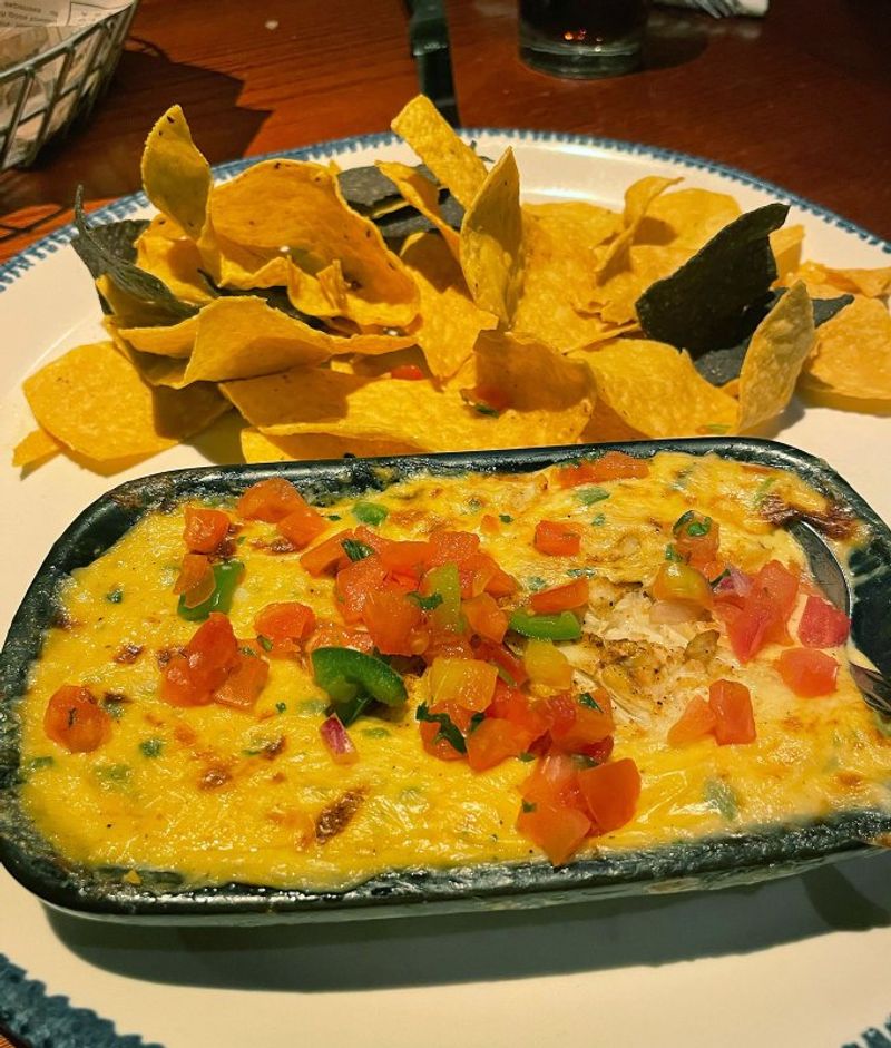 Red Lobster's Crab Queso Dip