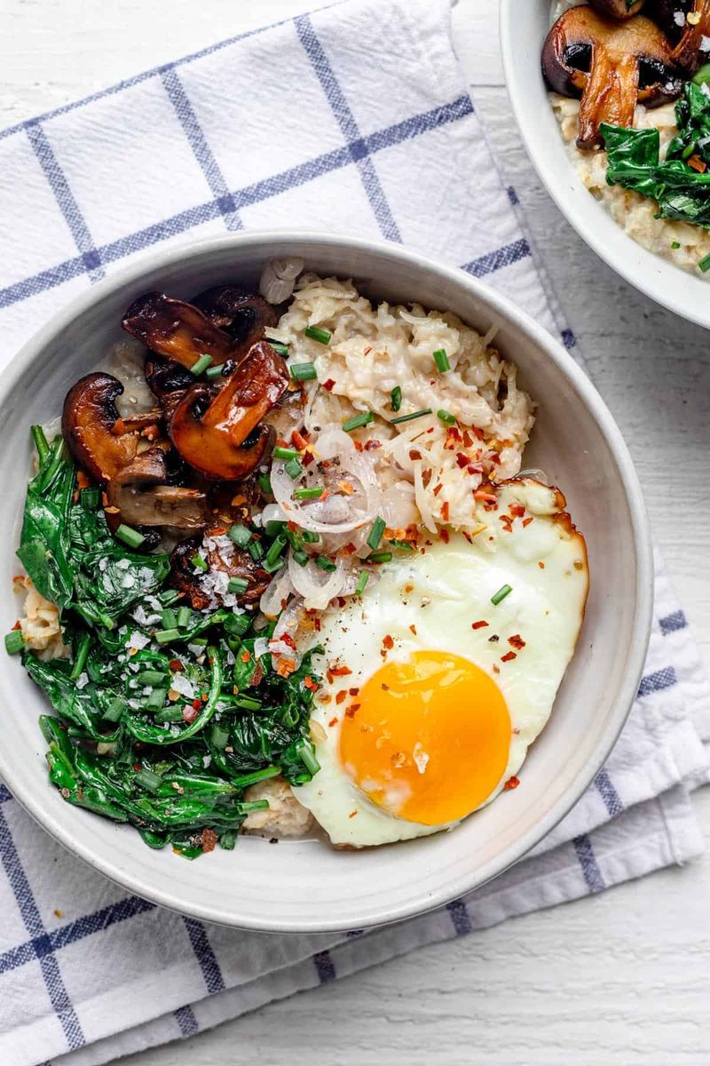 Savory Spinach and Egg Oatmeal