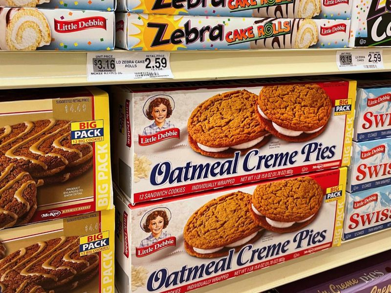 Oatmeal Creme Pies