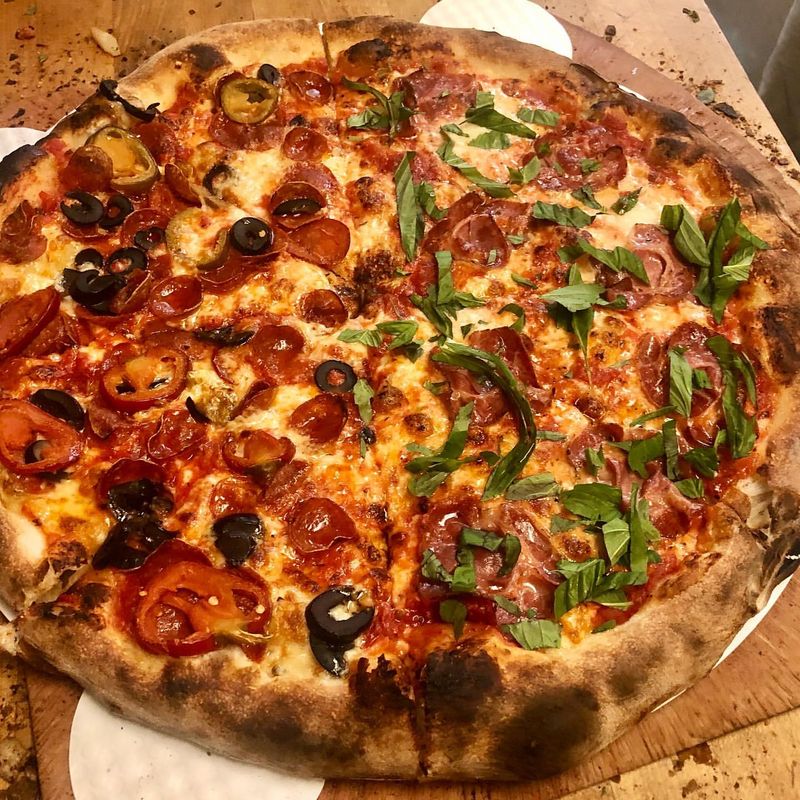 Apizza Scholls