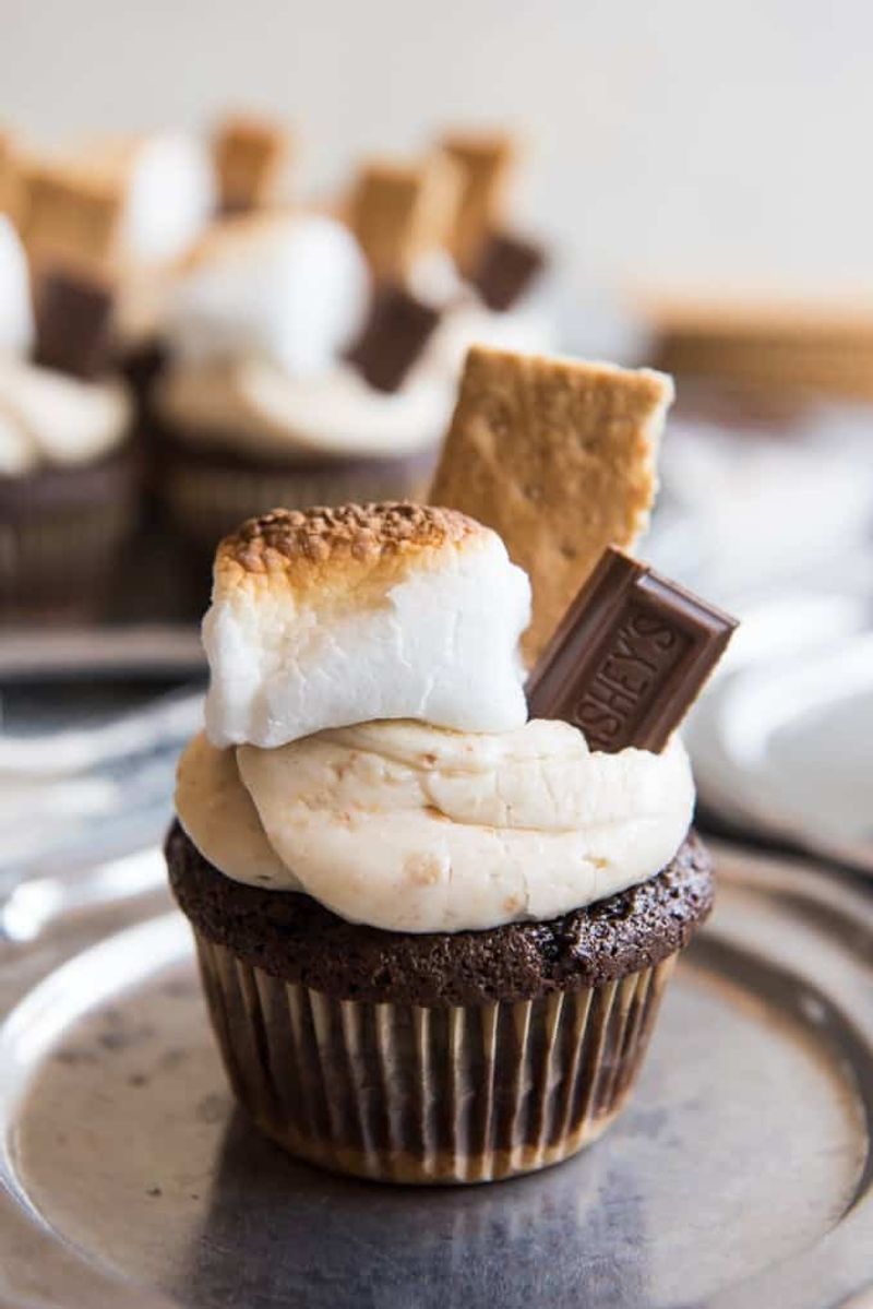 S'mores Campfire Cupcakes