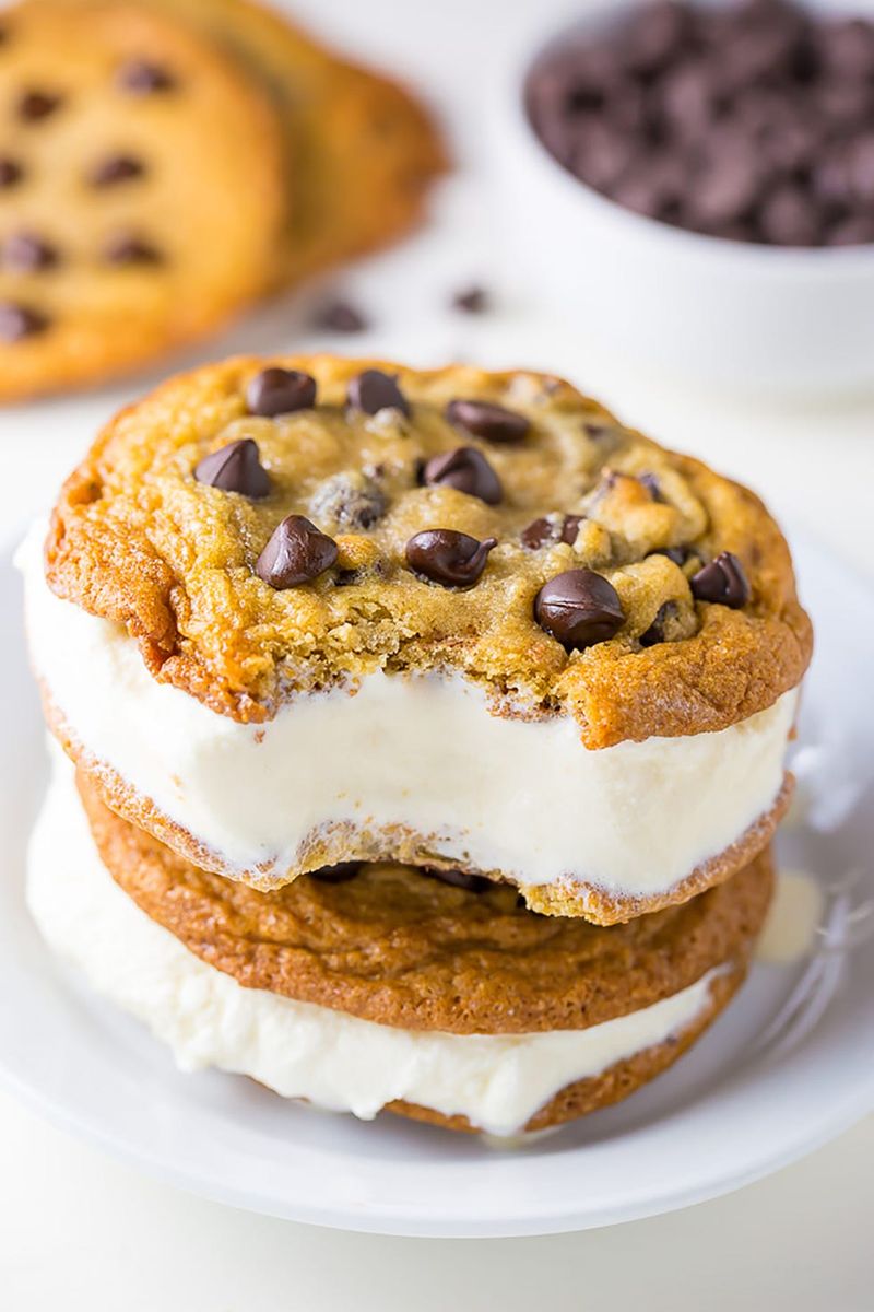 Chocolate Chip Cookie Sandwiches