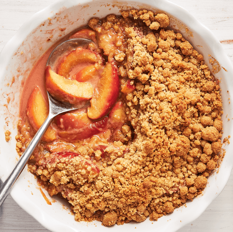 Streusel-Topped Peach Cobbler
