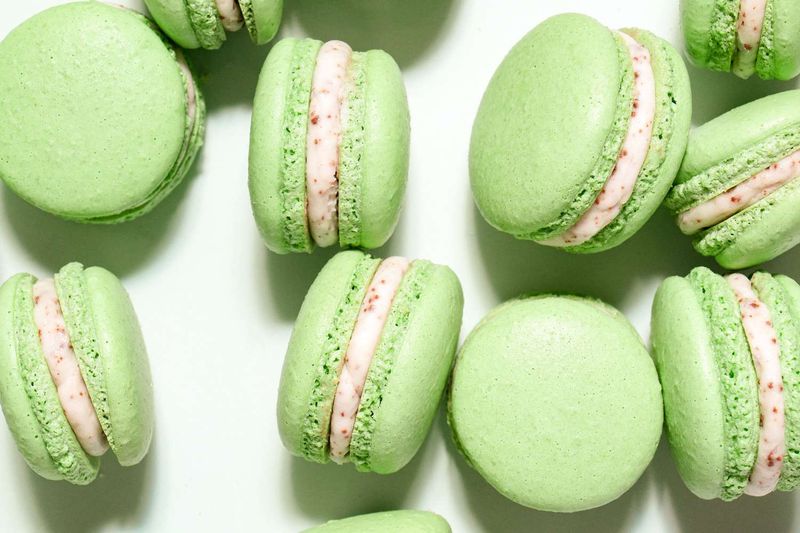 Macarons Vs. Macaroons