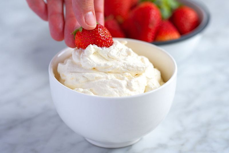 Dairy Pure Whipped Light Cream