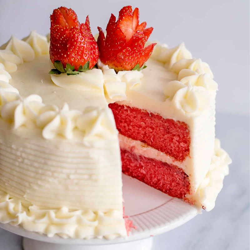 Duncan Hines Signature Strawberry Cake