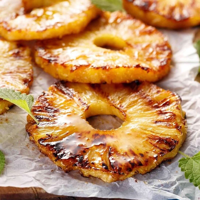Grilled Pineapple With Cinnamon-Honey Glaze